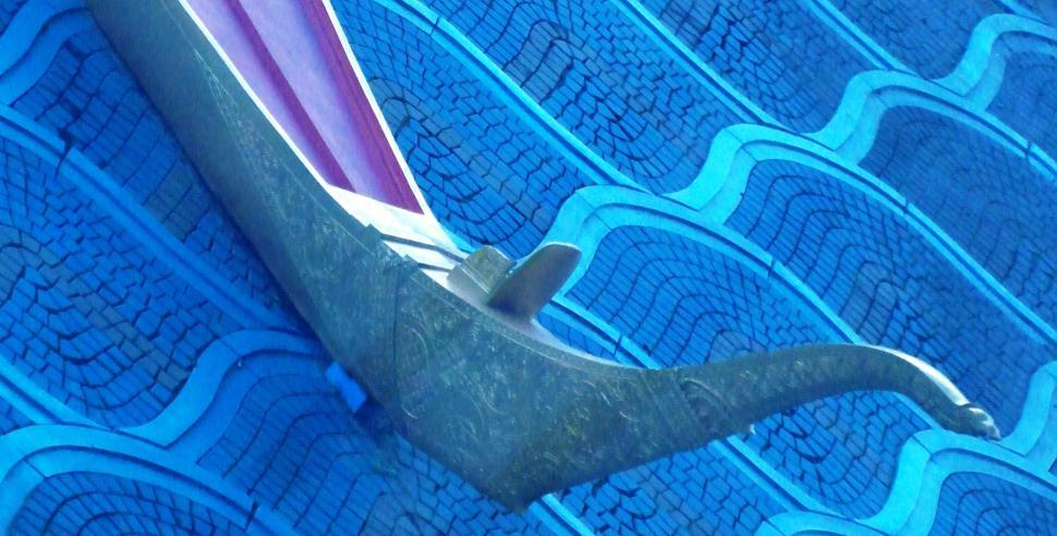Free Image of Abstract Boat on Concrete Waves 
