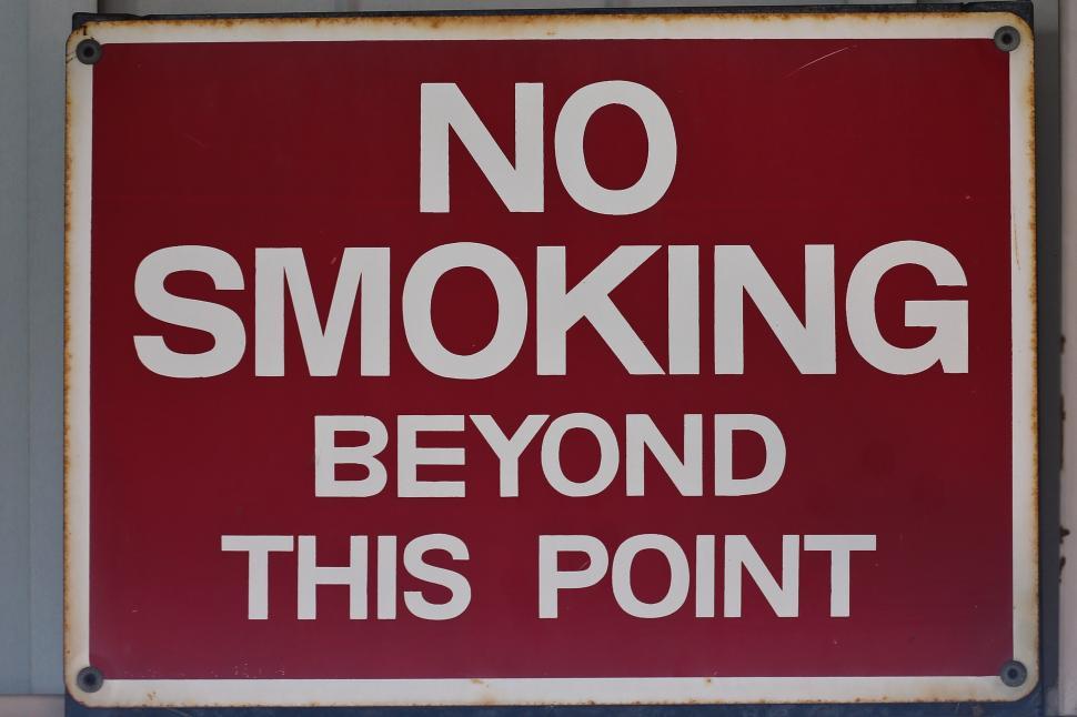 Free Image of No Smoking beyond this point.  