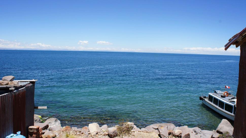 Free Image of Lake Titicaca Water view 