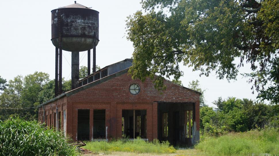 Free Image of Abandoned Train Yard Route 66 