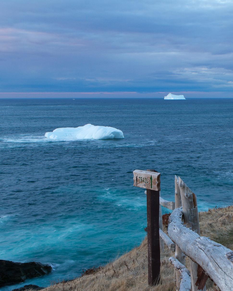 Free Image of Icebergs 