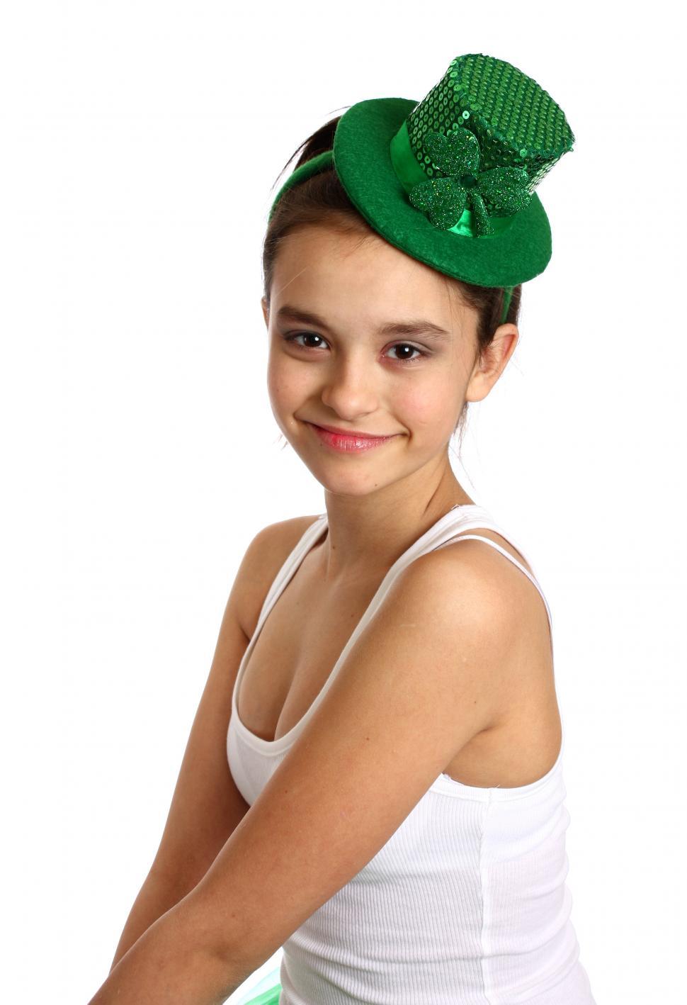 Free Image of A cute young girl dressed for Saint Patricks Day 