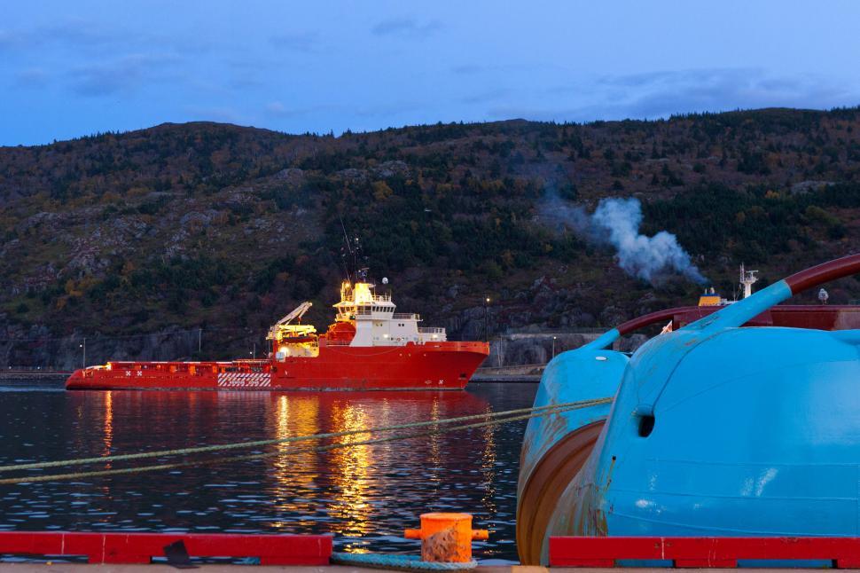 Free Image of Ship 