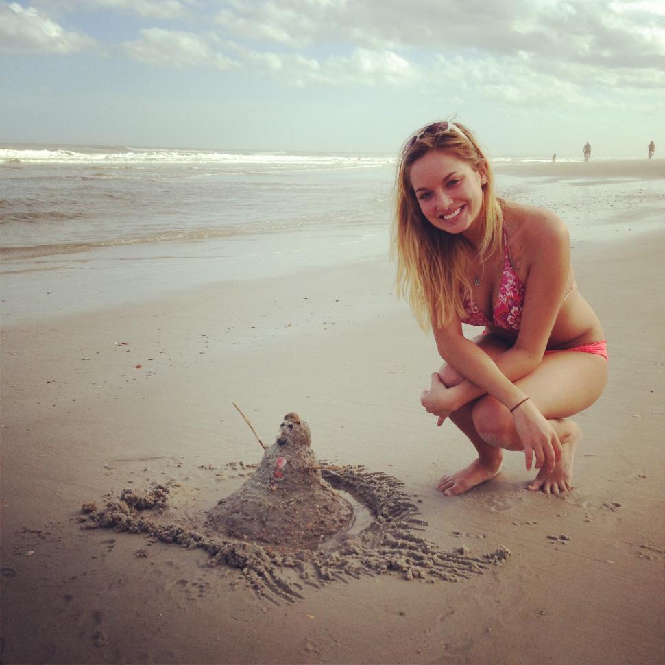Free Image of Sandman on Beach 