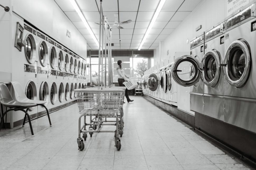 Free Image of Self-service laundry 