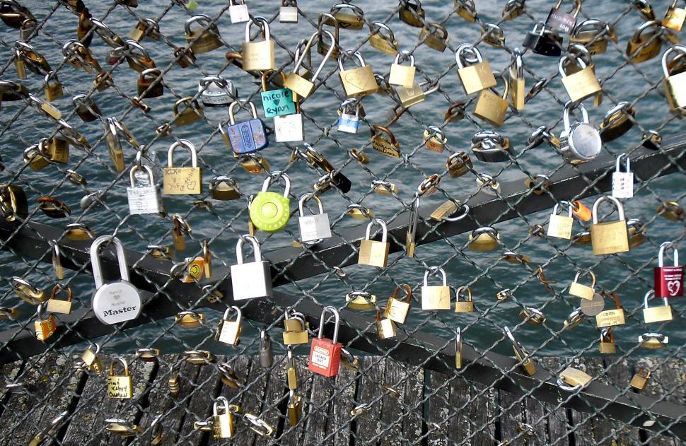 Free Stock Photo Of Love Locks Placed By Tourists On The Pont Des Arts On The River Online Download Latest Free Images And Free Illustrations