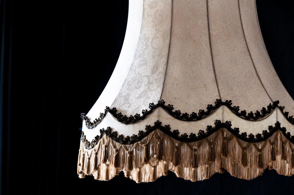 Free Image of Vintage antique lamp 