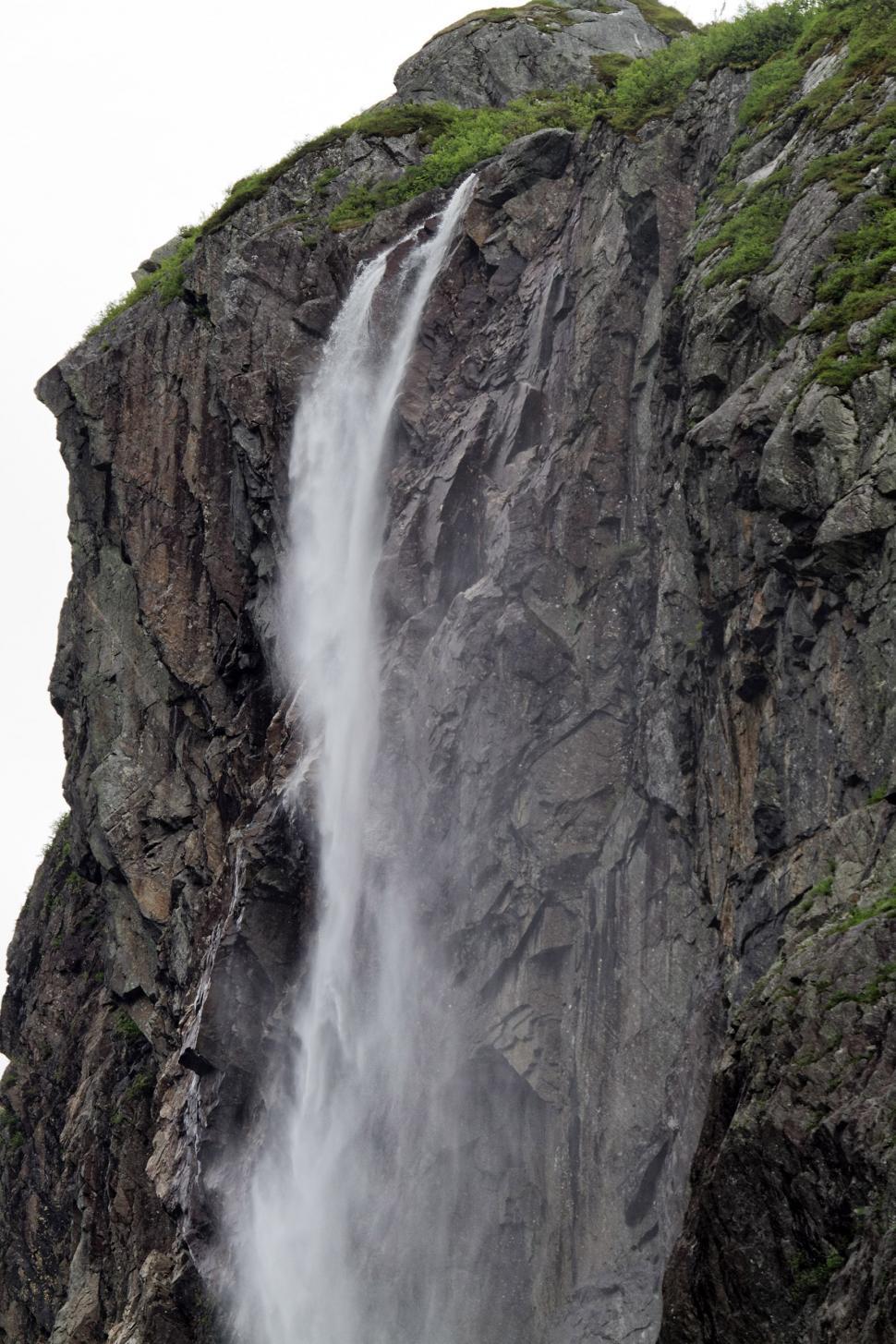 Free Image of Waterfall 