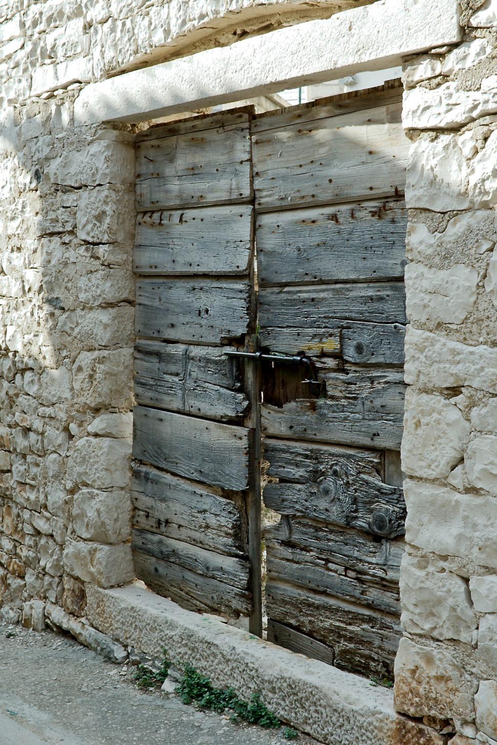 Free Image of Old door  