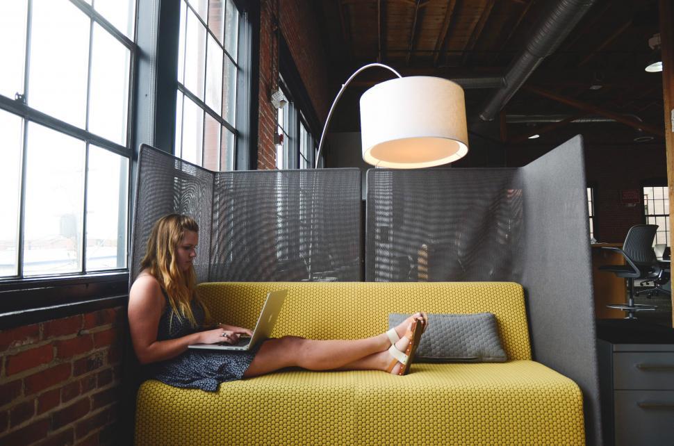 Free Image of Casual workplace 