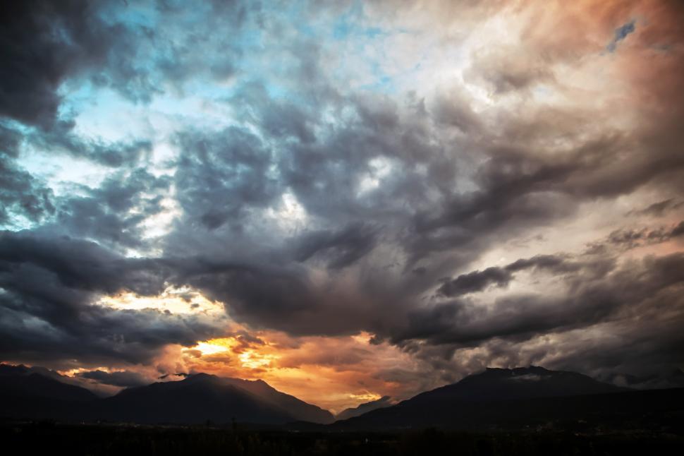 Free Image of Pastel sky 