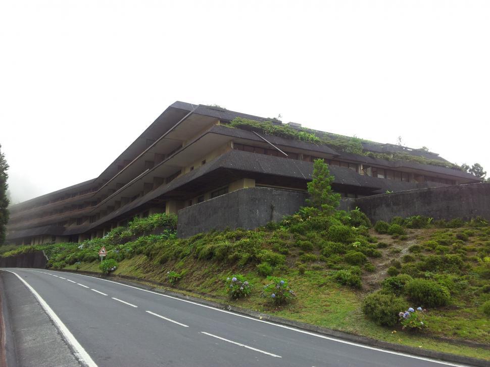 Free Image of Abandoned hotel in mountains  