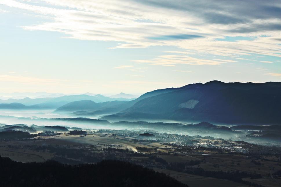 Free Image of Mountain Valley Landscape With Distant Peaks 
