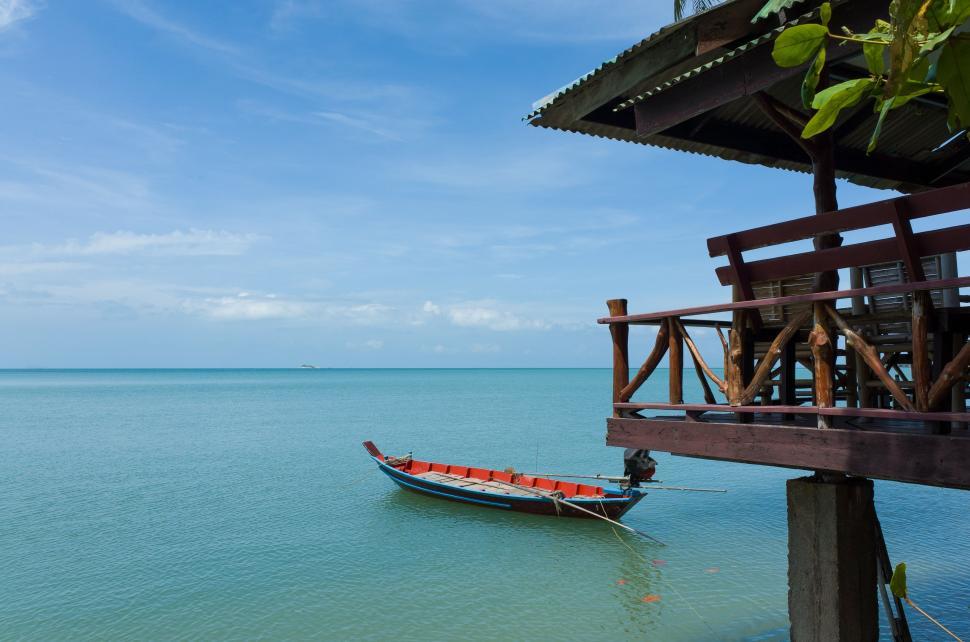 Free Image of Boat Sitting in Water 