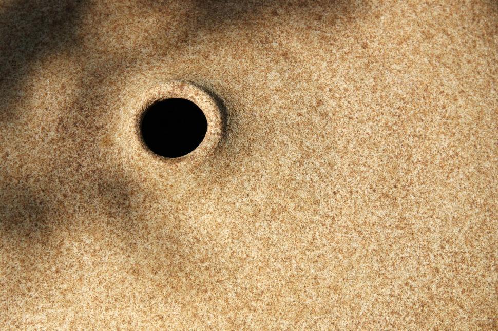 Free Image of Stoneware pot 