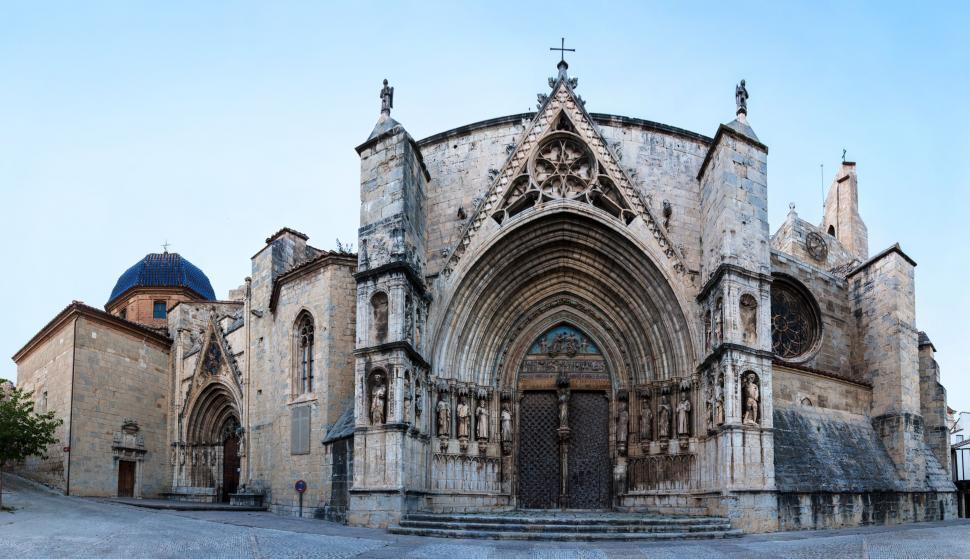 Free Image of Ancient Church With Blue Dome 
