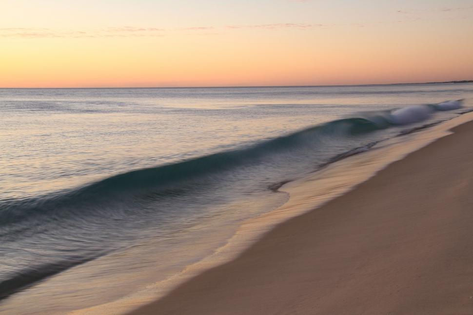 Free Image of Wave Approaching Shore on Beach 