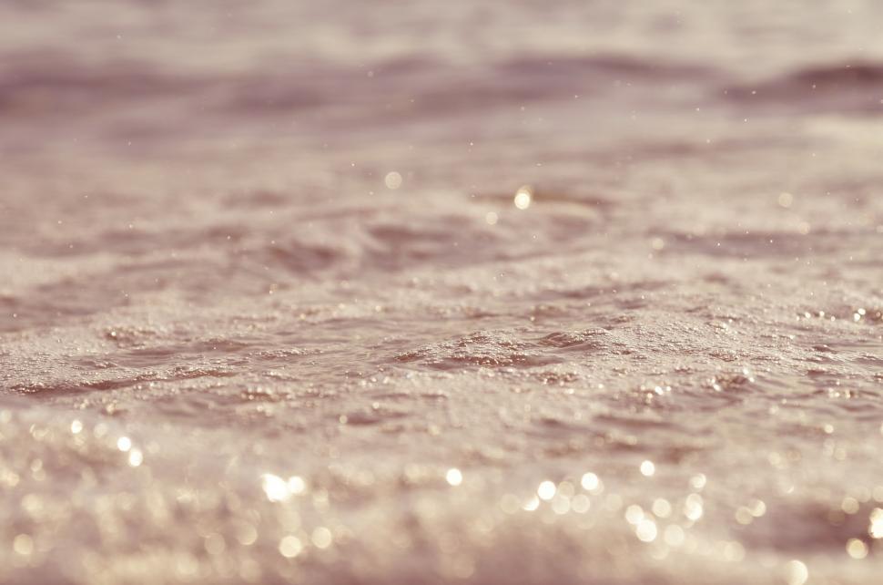 Free Image of Ocean Waves Crashing on Shoreline 