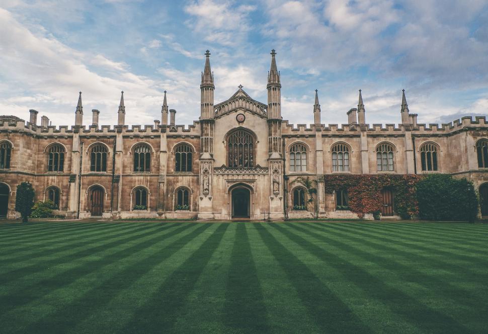 Free Image of Large Building With Front Lawn 