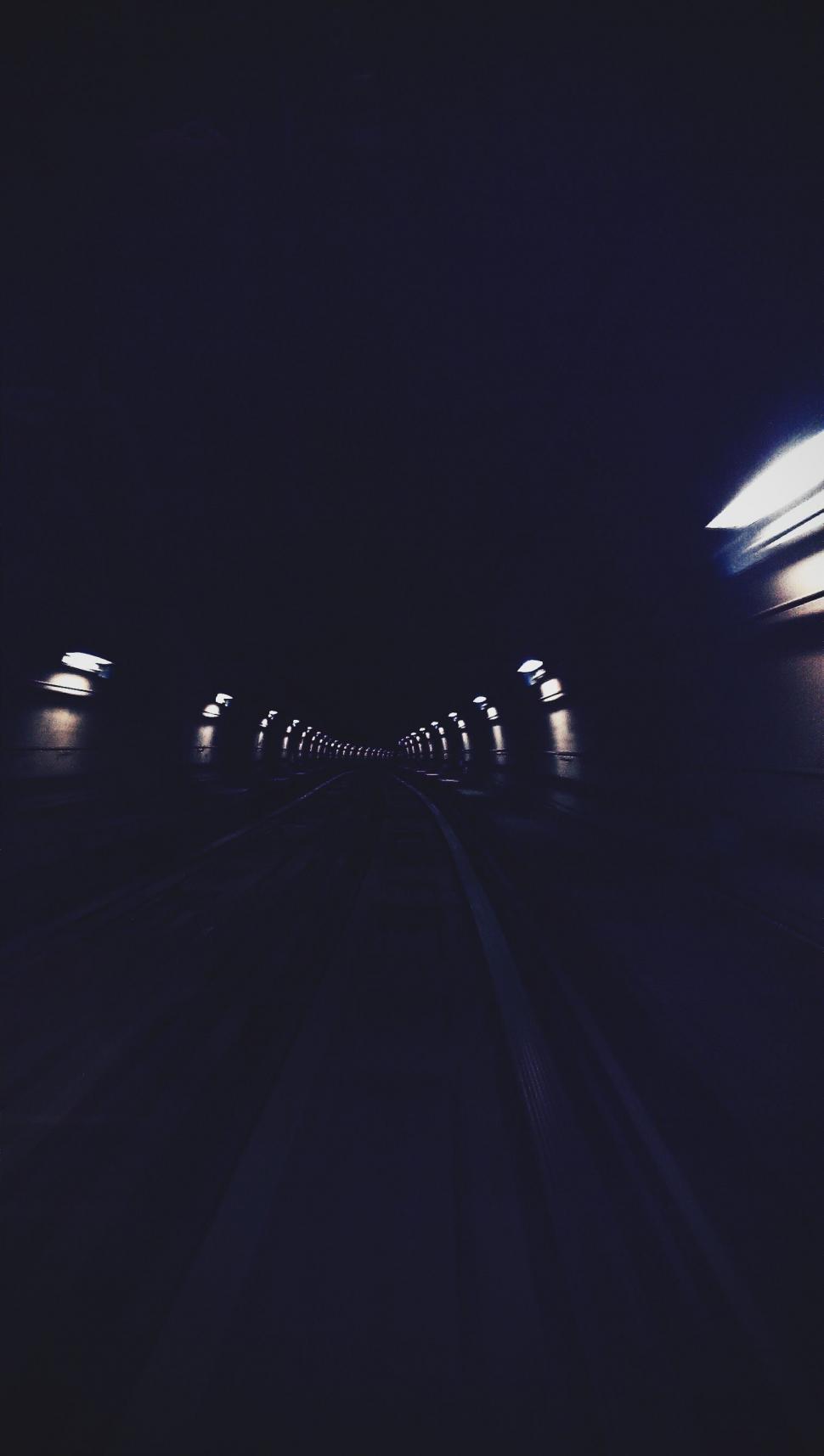 Free Image of Nighttime View of Urban Street 