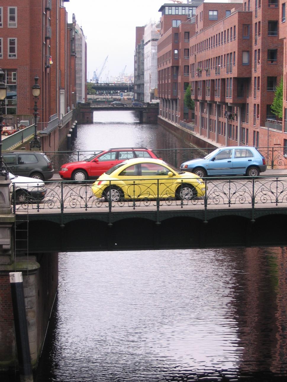 Free Image of Cars in London 