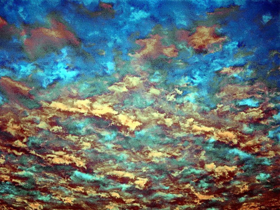 Free Image of Colorful sky 