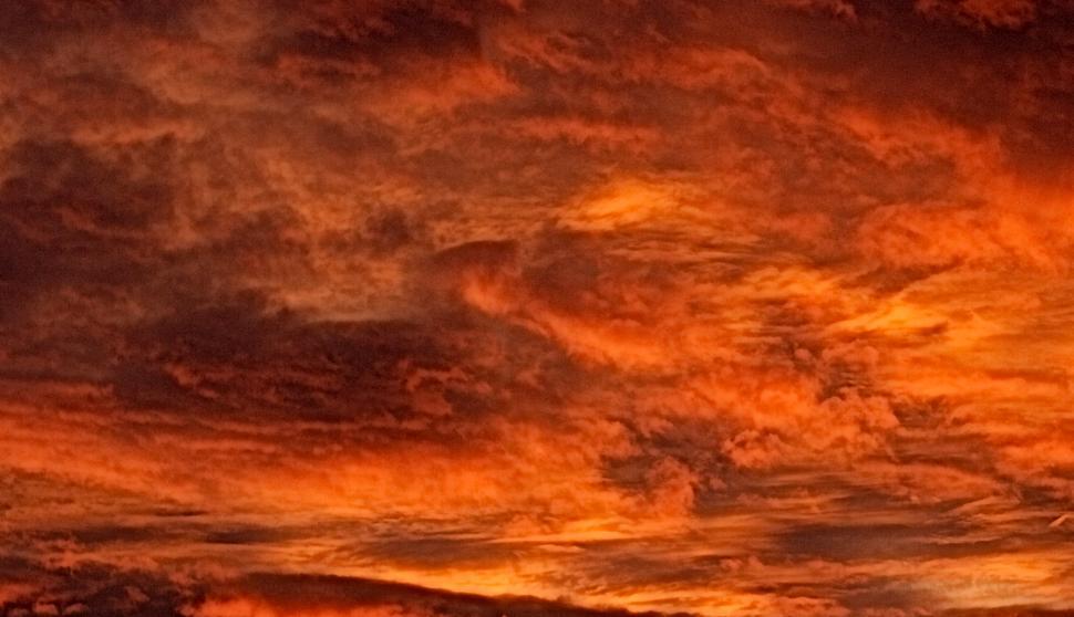 Free Image of Evening sky 
