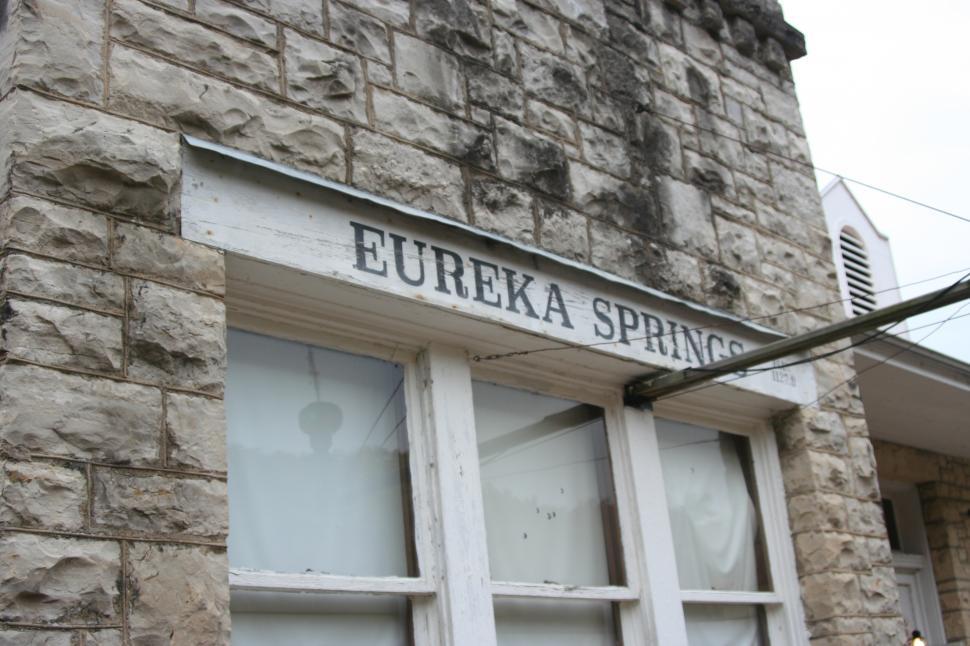 Free Image of Building Exterior 