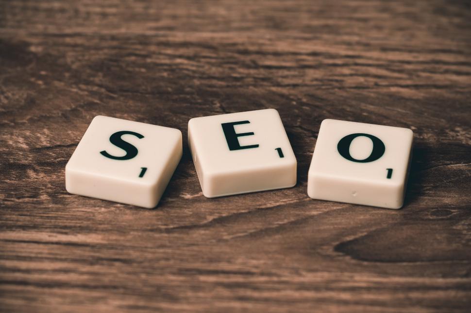 Free Image of Tilies say SEO 