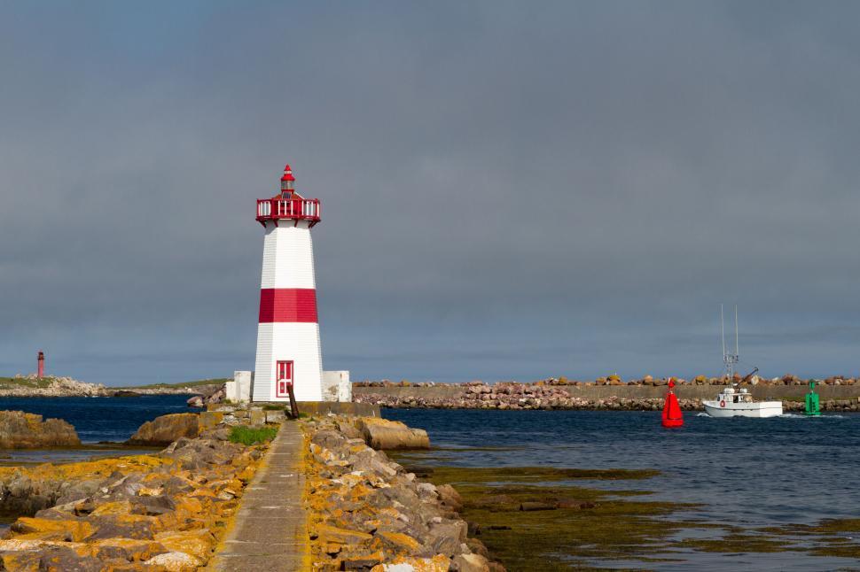 Free Image of Red and white Lighthouse 