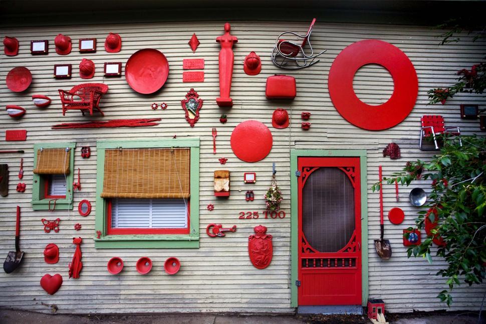 Free Image of quirky house exterior 