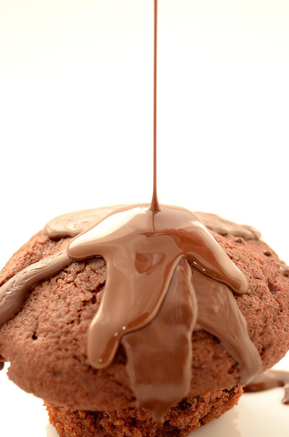 Free Image of Chocolate Cookie With Drizzle of Chocolate 