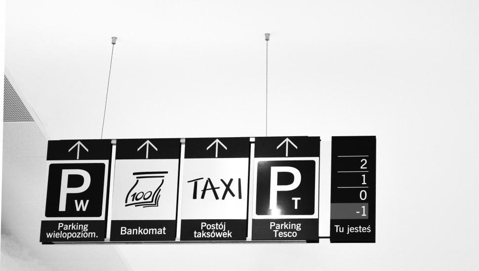 Free Image of Black and White Street Sign Photo 