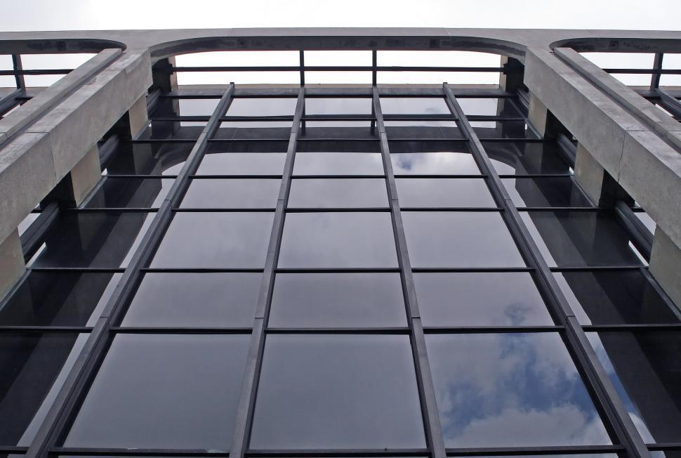 Free Image of Towering Skyscraper Against Skyline 