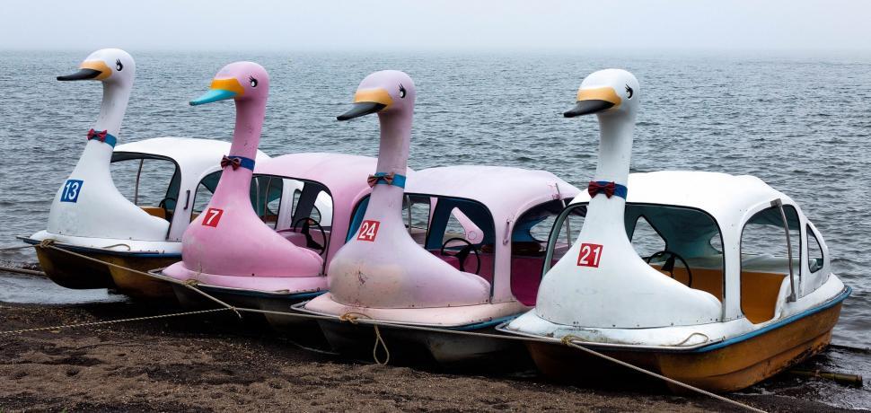 Free Image of Colorful Boats Resting on Beach 