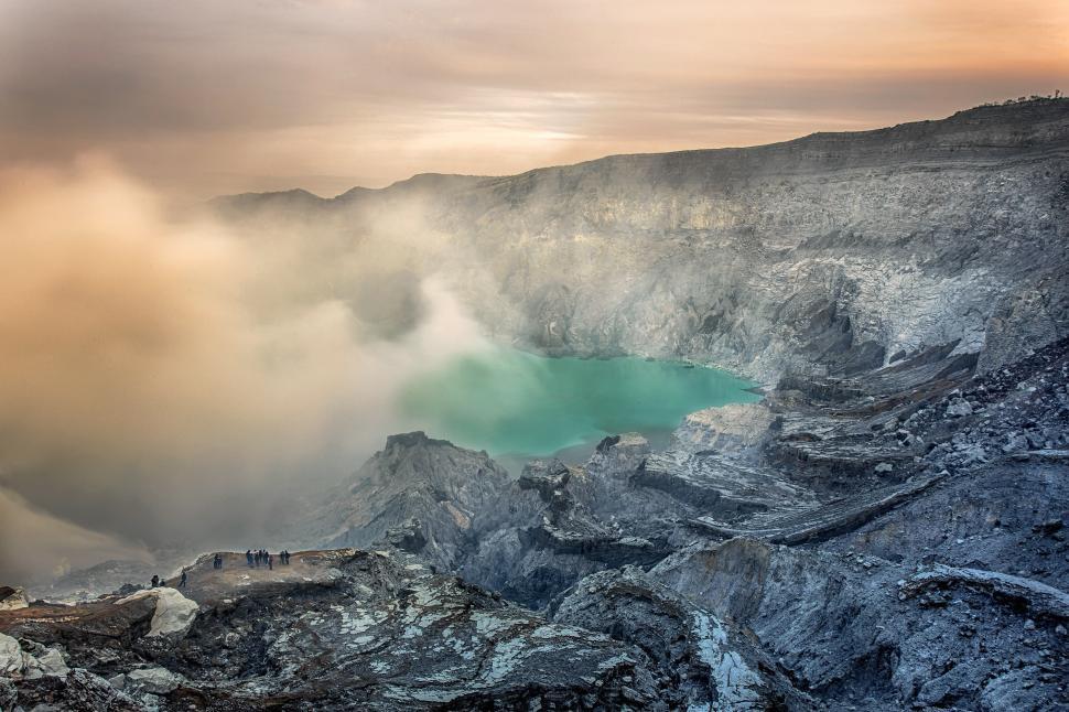 Free Image of Mountain With a Lake 