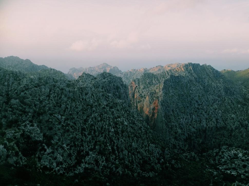 Free Image of Majestic Mountain Range in Black and White 