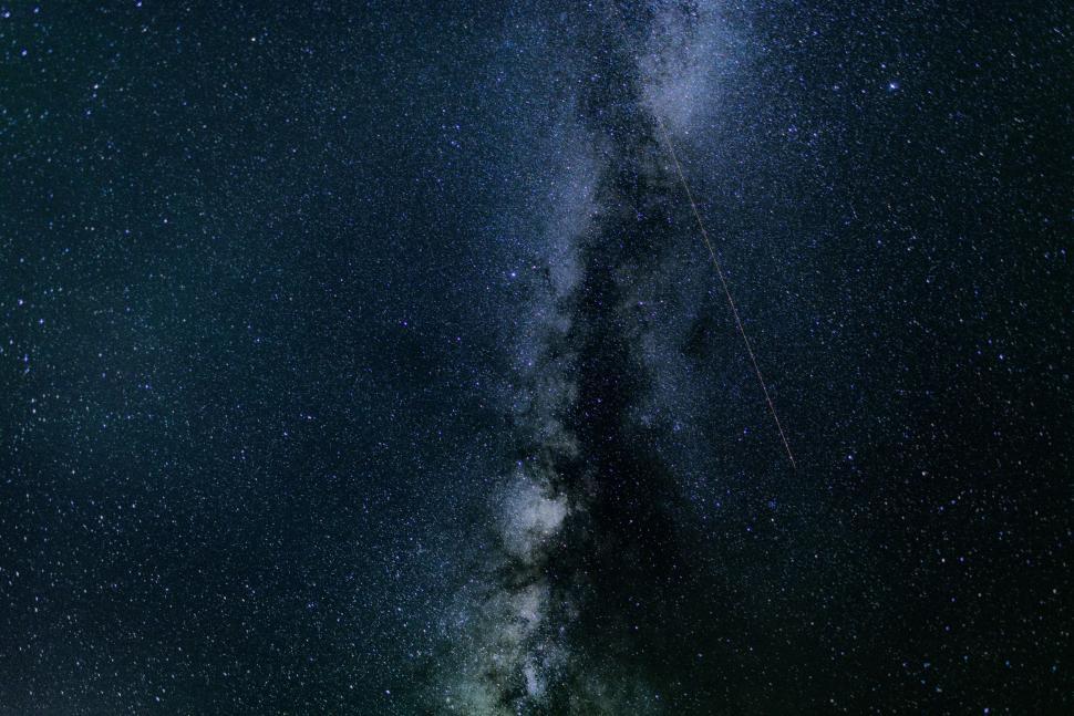 Free Image of Stunning Night Sky With Stars and Milky Way 