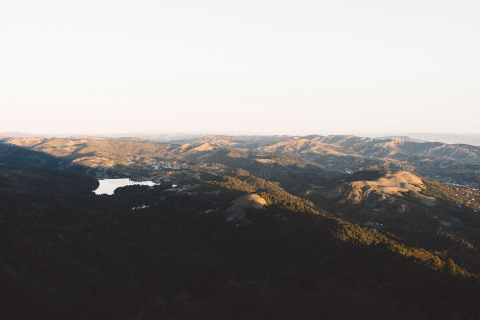 Free Image of Majestic Mountain Range Overlooking Lake 