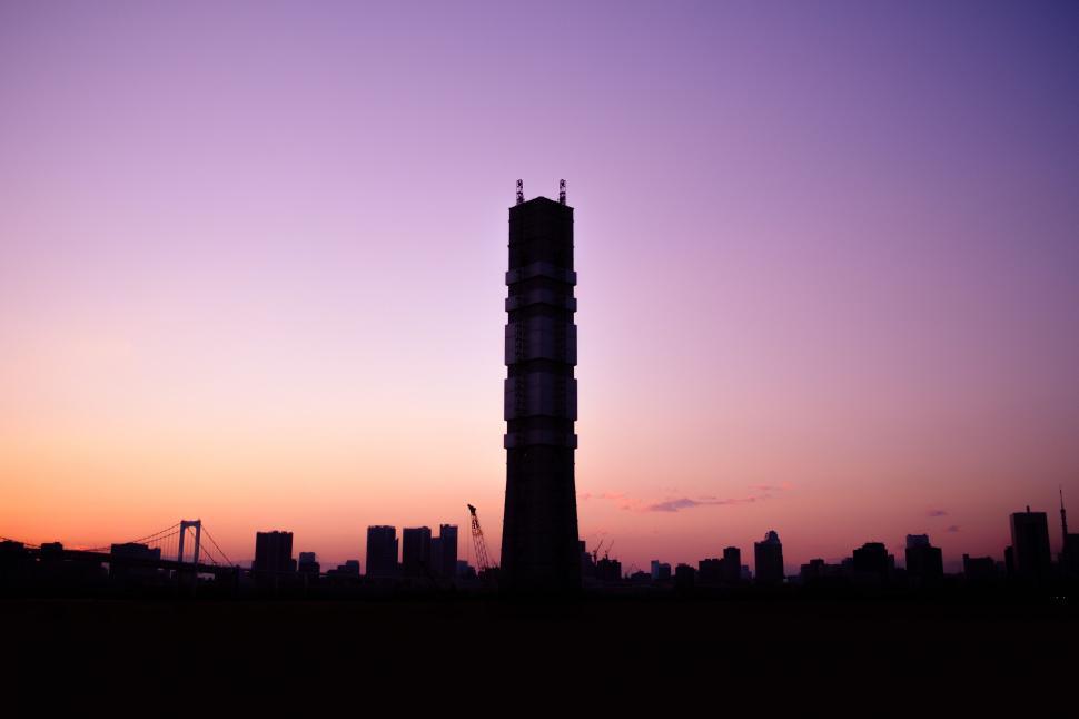 Free Image of Tall Tower in City Center 