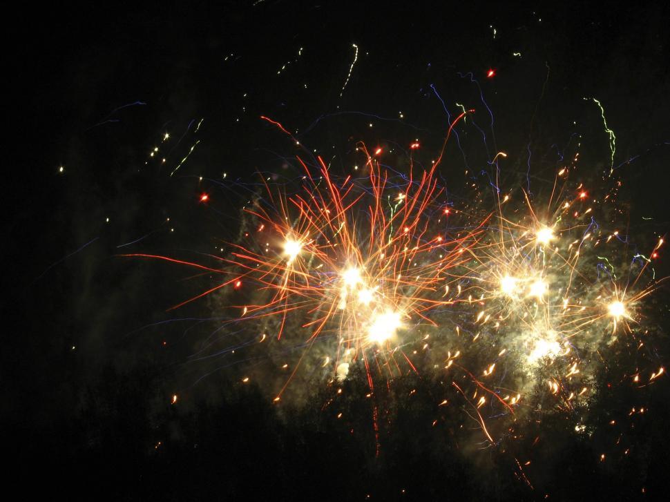 Free Image of Fireworks cluster 