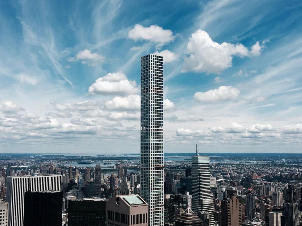 Free Image of Towering Skyscraper Dominating Urban Skyline 