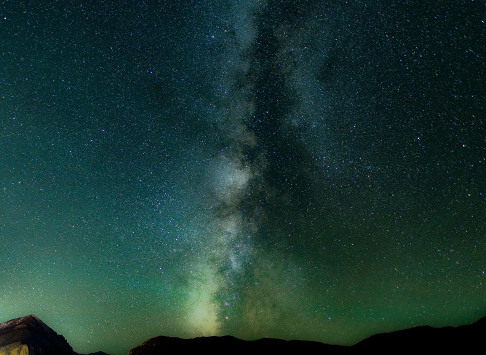 Free Image of The Milky Way Shines Brightly in the Night Sky 