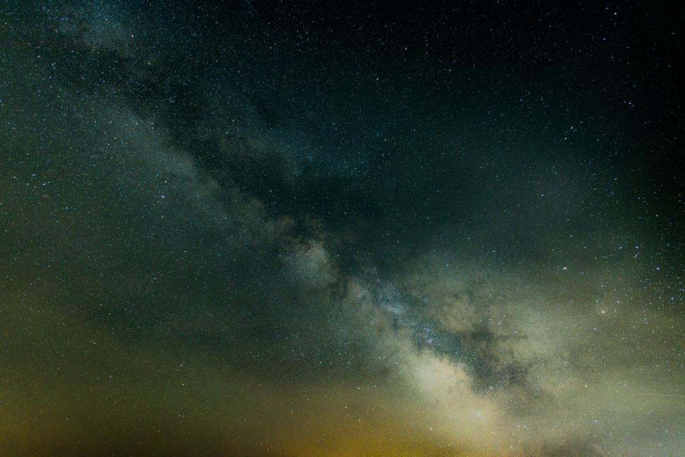 Free Image of Night Sky Filled With Stars 