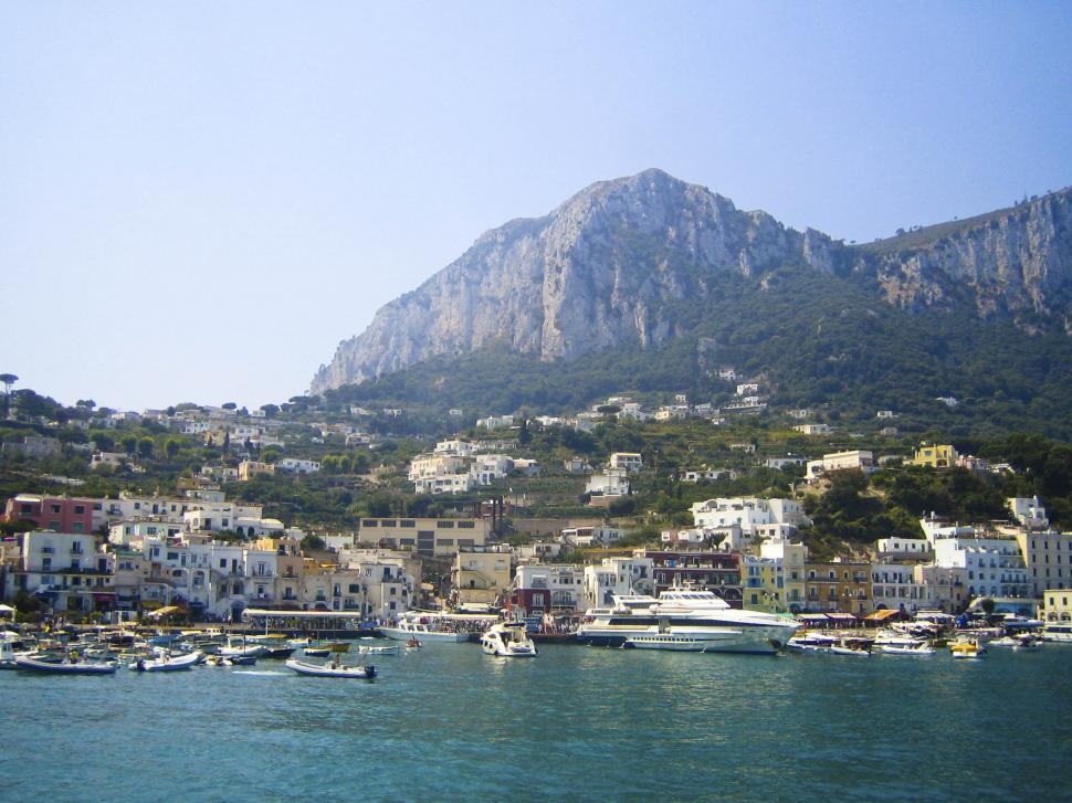 Free Image of Capri view 
