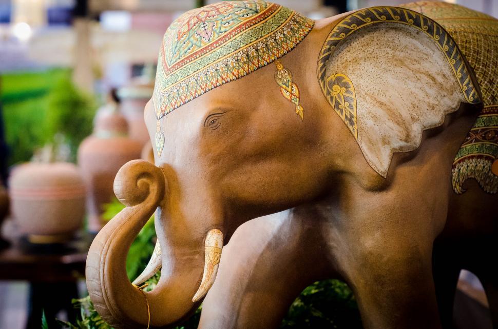 Free Image of Elephant sculpture  