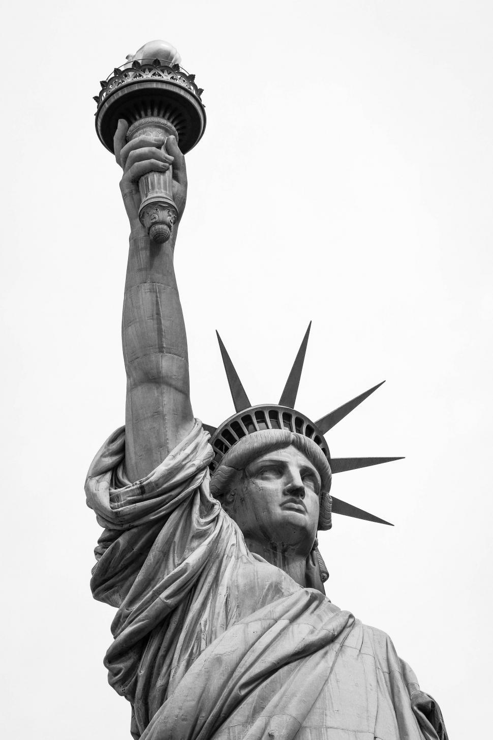 Free Image of Statue of Liberty in Black and White 