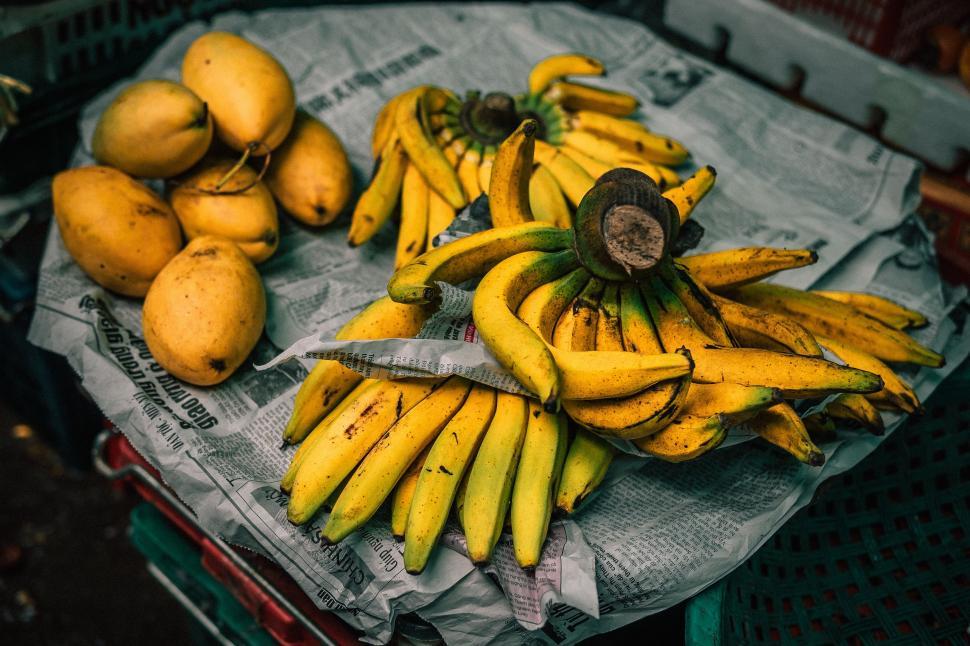 Free Image of Bunch of Bananas on Table 
