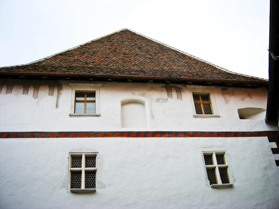 Free Image of castle exterior 