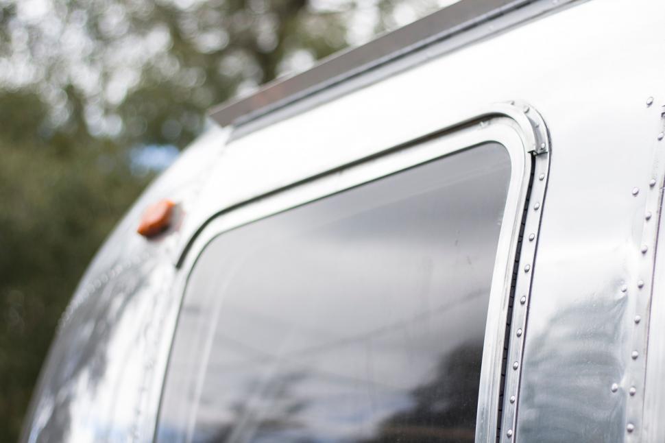 Free Image of Close-Up of a Vehicles Side Panel 